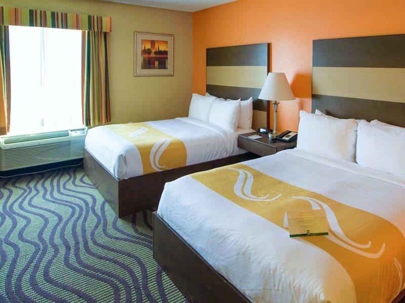 Quality Suites Memphis/ Wolfchase Galleria Exteriör bild