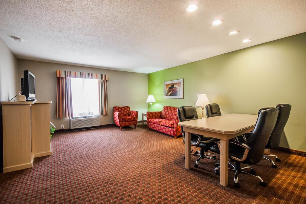 Quality Suites Memphis/ Wolfchase Galleria Exteriör bild