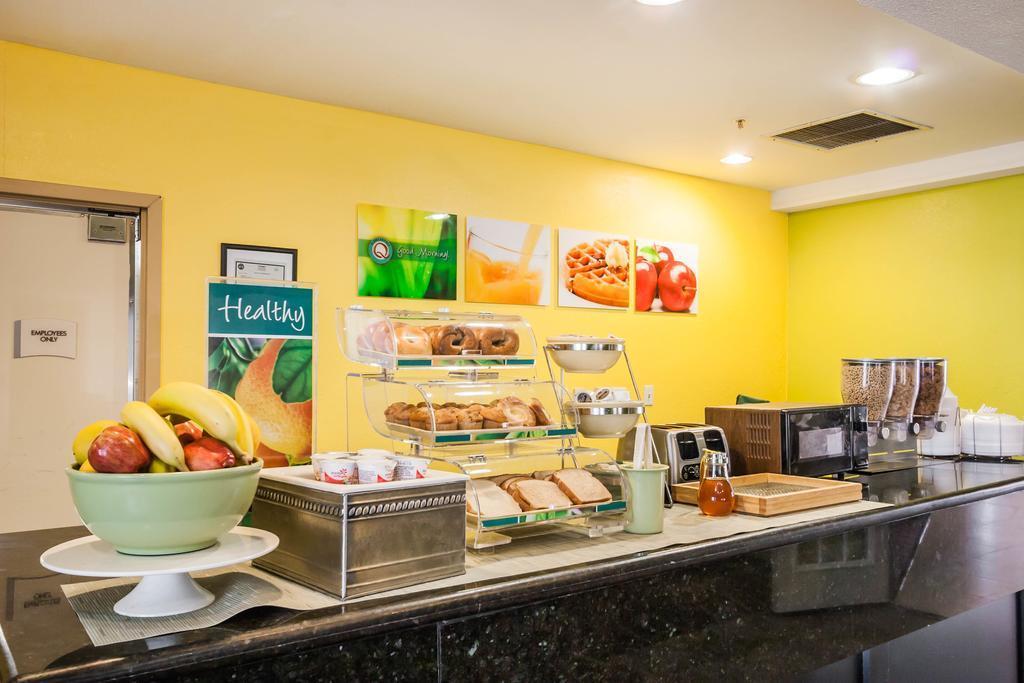 Quality Suites Memphis/ Wolfchase Galleria Exteriör bild