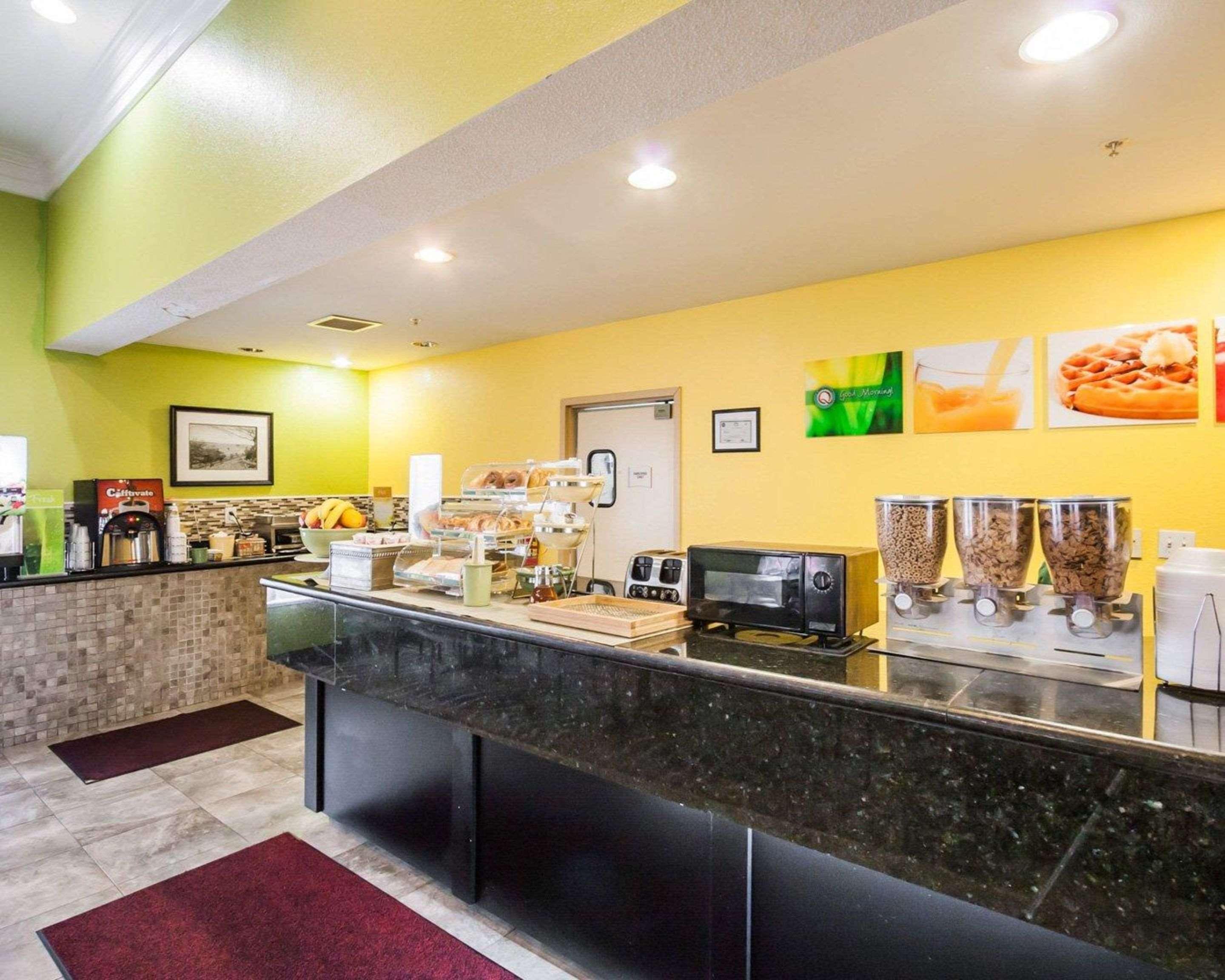 Quality Suites Memphis/ Wolfchase Galleria Exteriör bild