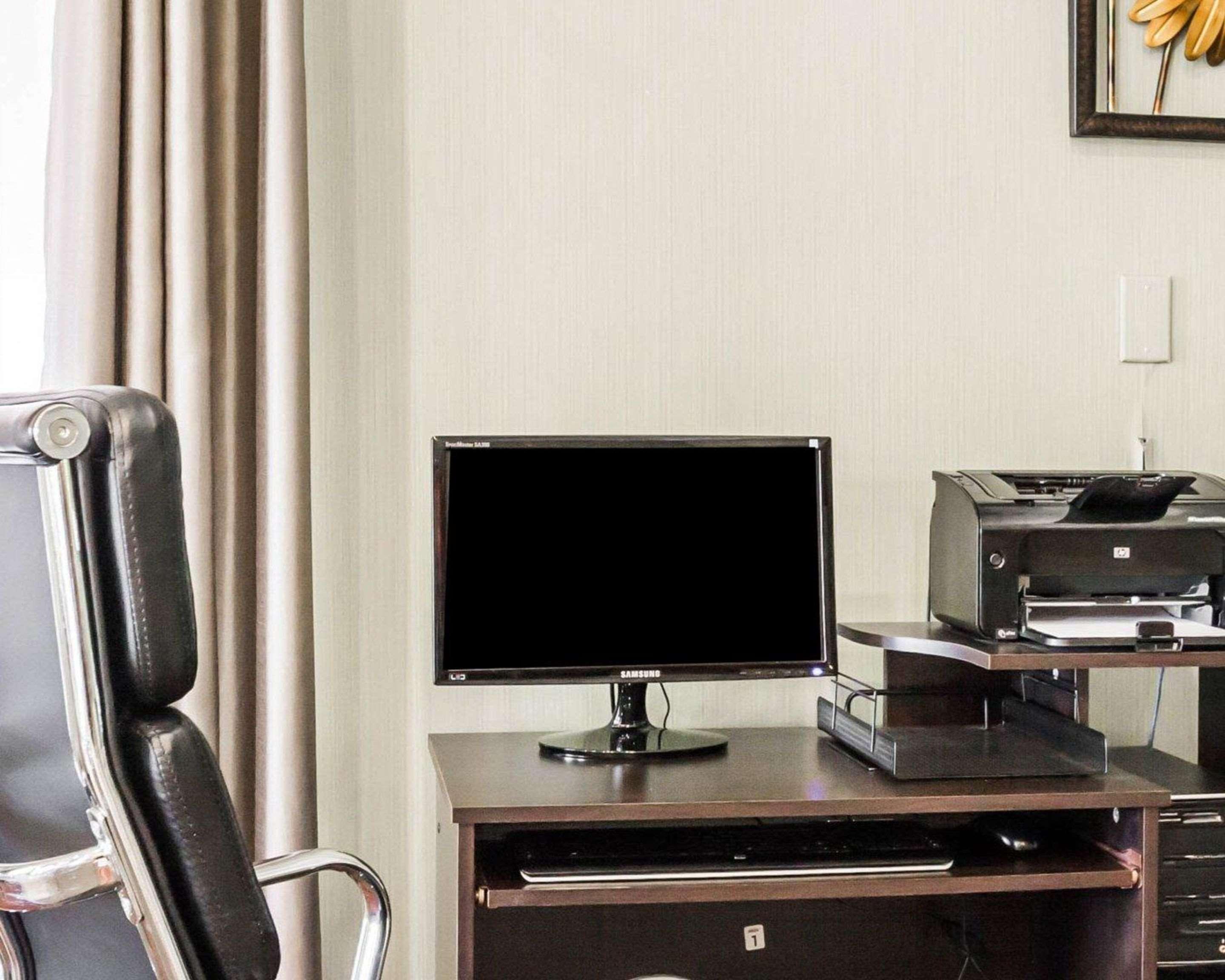 Quality Suites Memphis/ Wolfchase Galleria Exteriör bild