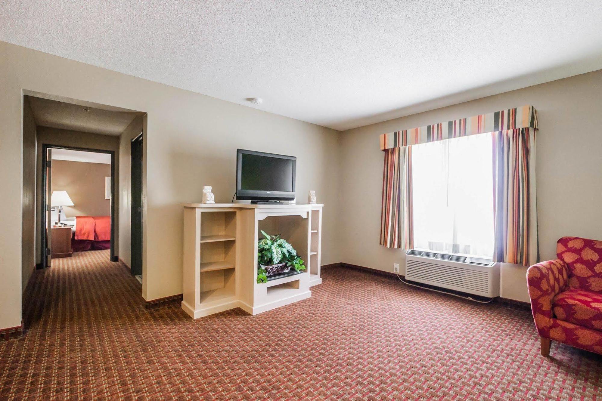 Quality Suites Memphis/ Wolfchase Galleria Exteriör bild