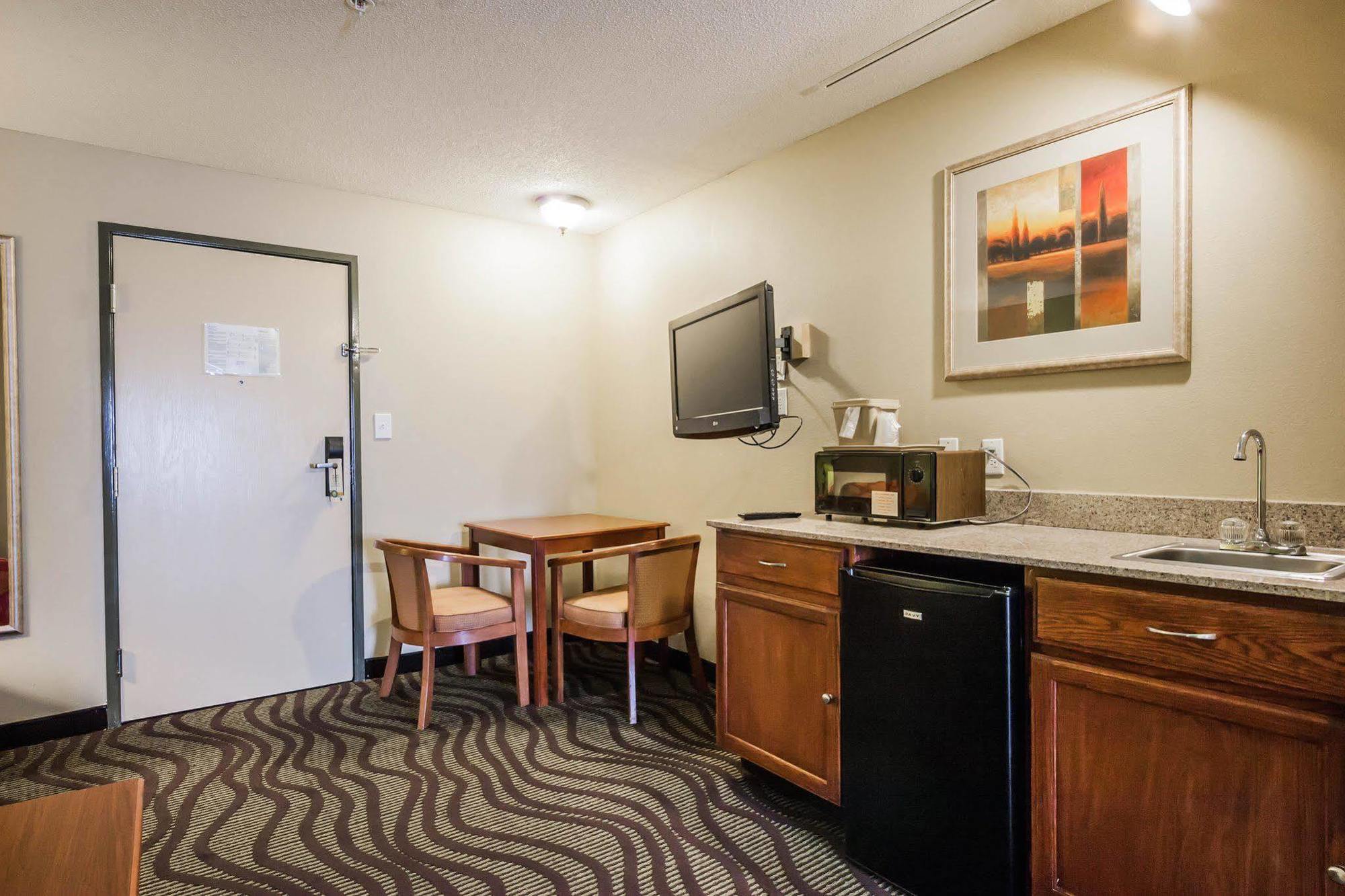 Quality Suites Memphis/ Wolfchase Galleria Exteriör bild